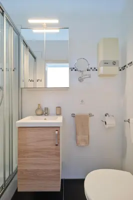Ein Badezimmer in der Unterkunft MARX - Studio-Apartment im Zentrum von Trier - Top-Lage, Gratis WLAN, ideal für Paare & Geschäftsreisende