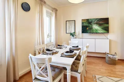 TV/Unterhaltungsangebot in der Unterkunft MARX - Zentrales & geräumiges Apartment für bis zu 6 Personen - 2 Schlafzimmer mit TV, WLAN & Waschmaschine