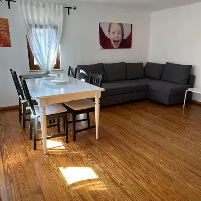 Loreley 2 Zimmerwohnung mit Hof und Garten