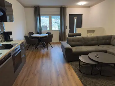 Ein Sitzbereich in der Unterkunft Ferienwohnung Michael Schneider