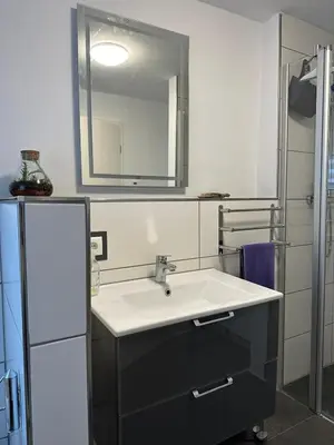 Ein Badezimmer in der Unterkunft Trappe's Maar-Häuschen