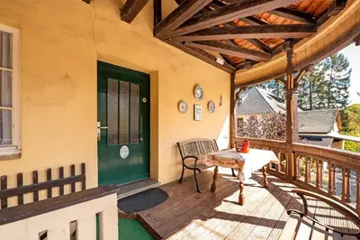 Ein Balkon oder eine Terrasse in der Unterkunft Kavaliershäuschen - Urlaub auf dem Weingut