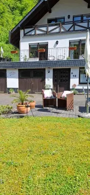 Ein Garten an der Unterkunft Apartment Jobelius