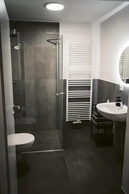 Ein Badezimmer in der Unterkunft Apartment Alte Schule Zell
