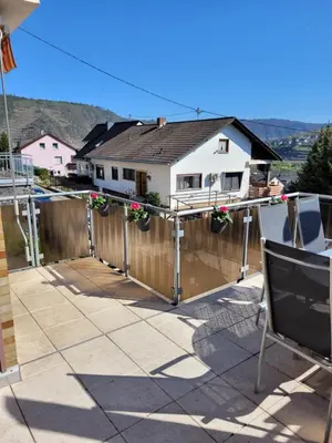 Ein allgemeiner Bergblick oder ein Berglick von der Ferienwohnung aus