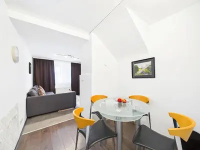 Ein Sitzbereich in der Unterkunft Apartment in Kordel