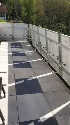 Ein Balkon oder eine Terrasse in der Unterkunft Luessishausen im Lüsserttal mit 140m2 und Glasfaser-DSL
