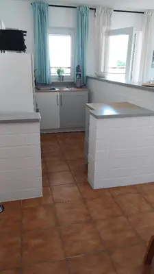 Küche/Küchenzeile in der Unterkunft Ferienwohnung Weinberg mit tollem Moselblick
