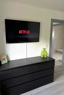 TV/Unterhaltungsangebot in der Unterkunft NBRingNest - Ferienhaus am Nürburgring in Adenau