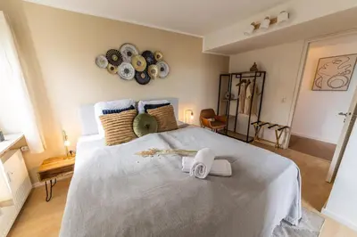 Ein Bett oder Betten in einem Zimmer der Unterkunft Mosel Lounge Pool Table Football Table Garden Terrace