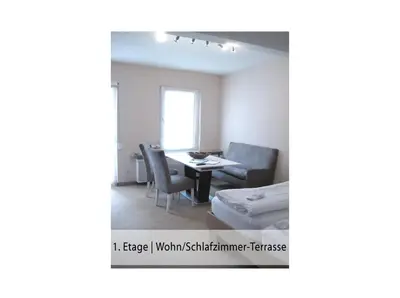 Ein Sitzbereich in der Unterkunft Ferienwohnung Trier Stadtmitte/Fußgängerzone