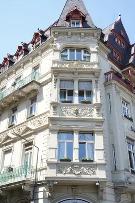 Das Gebäude in dem sich das Hotel befindet