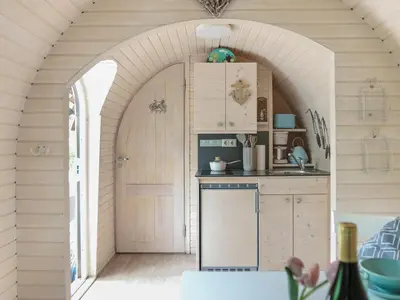 Küche/Küchenzeile in der Unterkunft Iglucraft Tiny Haus im Naheland I Grill I Wasserspielpatz I W-LAN