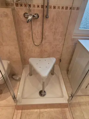 Ein Badezimmer in der Unterkunft Ferienwohnung Mayener Jung mit schönem Innenhof