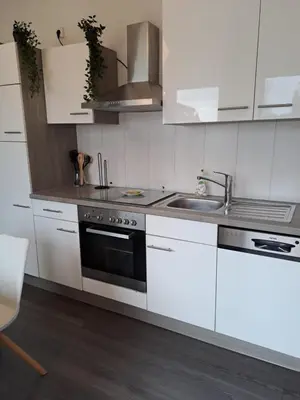 Küche/Küchenzeile in der Unterkunft Monteurzimmer RLP - Ihr Zuhause auf Zeit!