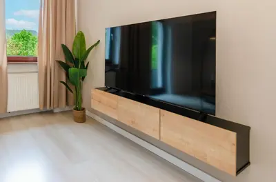 TV/Unterhaltungsangebot in der Unterkunft Moselblick-Balkon Familienparadies mit Spielzimmer ruhig & großzügig