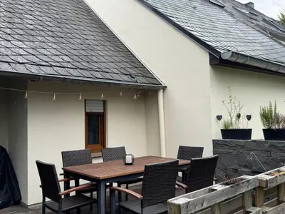 Das Gebäude in dem sich die Ferienwohnung befindet