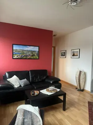 Ein Sitzbereich in der Unterkunft Ferienwohnung Katharina im Weinort an der Mosel