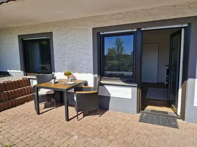 Ein Balkon oder eine Terrasse in der Unterkunft Eifel-FeWo by Salzburger