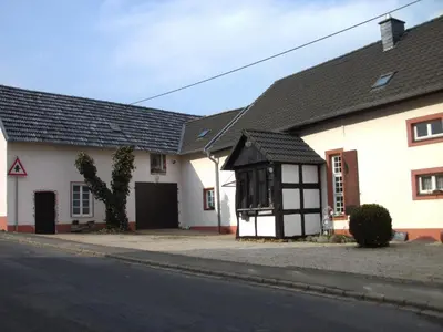 Das Gebäude in dem sich die Pension befindet