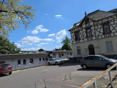 Das Gebäude in dem sich die Ferienwohnung befindet