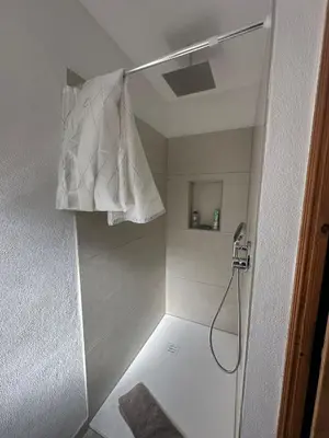 Ein Badezimmer in der Unterkunft Villa550
