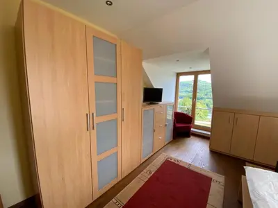 TV/Unterhaltungsangebot in der Unterkunft Ferienwohnung Schlossberg Panoramamoselblick
