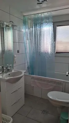 Ein Badezimmer in der Unterkunft Apartment Hermeskeil 3