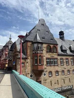 Das Gebäude in dem sich die Ferienwohnung befindet