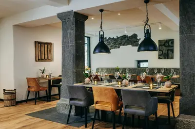 Ein Restaurant oder anderes Speiselokal in der Unterkunft Hammesmühle Landgasthof