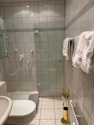 Ein Badezimmer in der Unterkunft Ferienwohnung -Schöne Aussicht- im Taunusblick A-1003