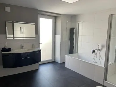 Ein Badezimmer in der Unterkunft Mosel-Wohnen II - FERIENLAND COCHEM - Ellenz-Poltersdorf