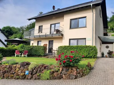 Ein Garten an der Unterkunft Ferienwohnung maareemonti