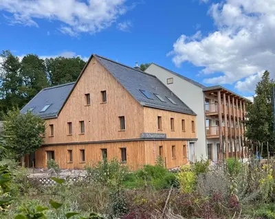 Das Gebäude in dem sich das Bed & Breakfast befindet