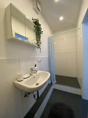 Ein Badezimmer in der Unterkunft Terrassenwohnung für 2 im Herzen Andernachs