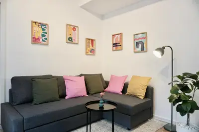 Ein Sitzbereich in der Unterkunft Stylisches City Apartment mit Terrasse für max 4 Personen in nähe zum HBF Koblenz und Koblenzer-Innenstadt