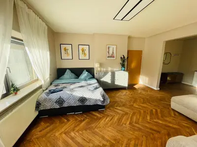 Ein Bett oder Betten in einem Zimmer der Unterkunft Ferienwohnung-Oberstein im Zentrum