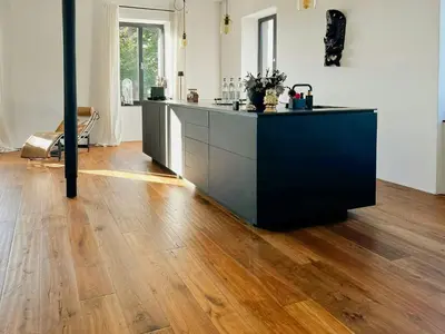 Küche/Küchenzeile in der Unterkunft Renovated Farmhouse Half In The Trierer Heide