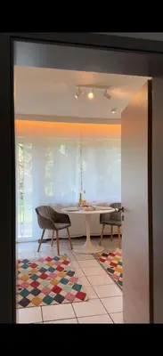 Ein Sitzbereich in der Unterkunft Ferienwohnung Sigi