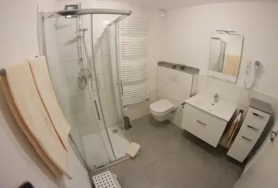 Ein Badezimmer in der Unterkunft Ferienwohnungen und Appartements - Haus Budinger
