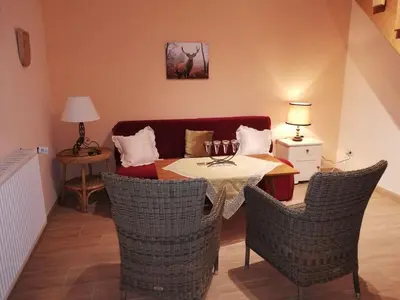 Ein Sitzbereich in der Unterkunft Ferienhaus Koppenstein