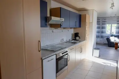 Küche/Küchenzeile in der Unterkunft Ferienwohnung Moselurlaub Winningen