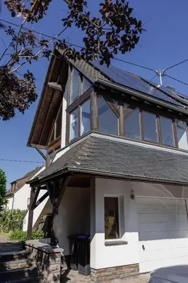 Das Gebäude in dem sich die Ferienwohnung befindet