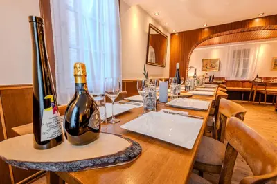 Getränke in der Unterkunft Weingut Muehlenschenke - Game-Room, Vineyard, Sauna and more