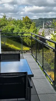 Ein Balkon oder eine Terrasse in der Unterkunft Ferienwohnung Heideberg 2