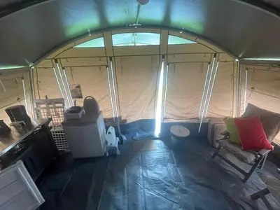 Ein Sitzbereich in der Unterkunft Country Camp camping Echternacherbrück