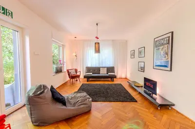 TV/Unterhaltungsangebot in der Unterkunft SOON APT Nr 1