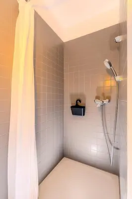 Ein Badezimmer in der Unterkunft SOON APT Nr 1