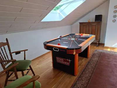 Eine Spielezimmer in der Unterkunft Krez Ferienhaus