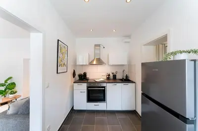 Küche/Küchenzeile in der Unterkunft Deluxe Koblenz Flat, Parken, Netflix, Ruhig
